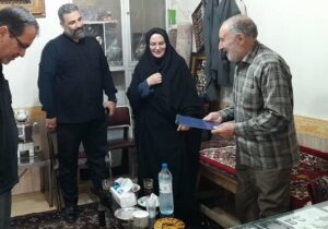 دیدار شهردار منطقه ۸ تبریز با پدر معزز شهیدان زیرک
