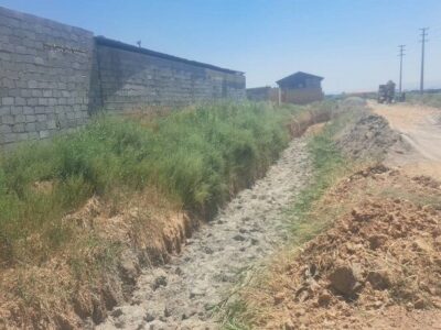 تداوم اجرای کانال سنگی ۳۵ متری صنعتگران