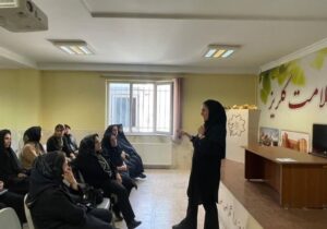 برگزاری برنامه آموزشی مدیریت پسماند ویژه بانوان در خانه فرهنگ و سلامت گلریز