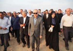 استاندار کلنگ مجتمع اداری لیلان را بر زمین زد