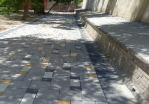 اجرای همزمان زیرسازی و کفسازی در پارک فدک
