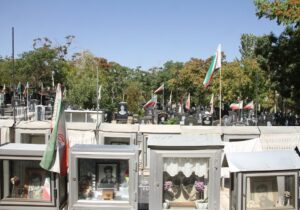 گلزار شهدای آرامستان بقائیه مارالان مسقف سازی می شود