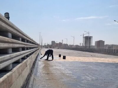 عرشه جنوبی پل سردار خرم آماده آسفالتریزی شد