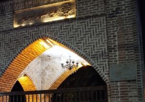 اجرای مراسم نورافشانی آسمان پارک باغشهر تبریز و حوالی میدان جهاد (نصف راه)