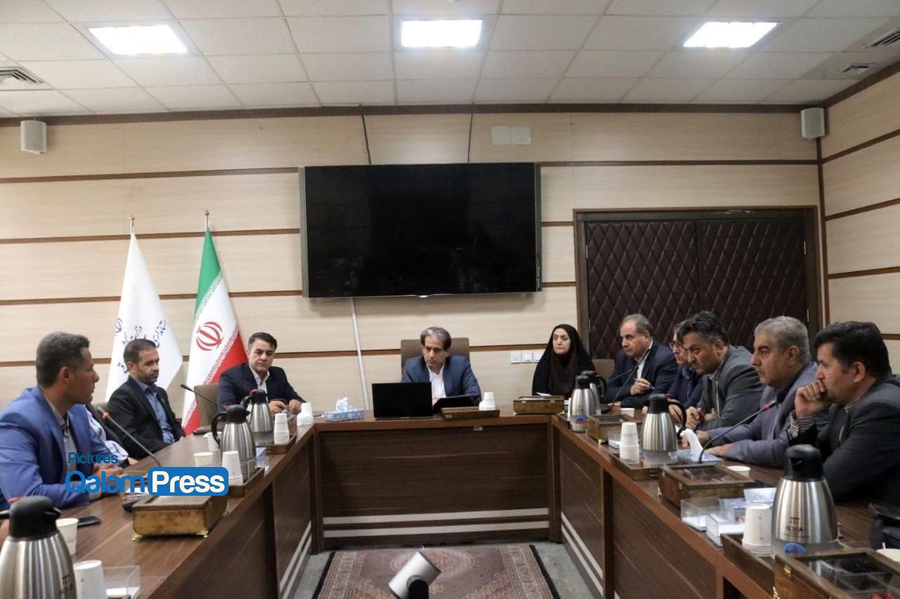 همه دستگاه ها باید به تعهدات قانونی خود در قبال آموزش و پرورش عمل کنند/جایگاه معلمان در نظام پرداخت نیازمند بازنگری است همه دستگاه ها باید به تعهدات قانونی خود در قبال آموزش و پرورش عمل کنند/جایگاه معلمان در نظام پرداخت نیازمند بازنگری است
