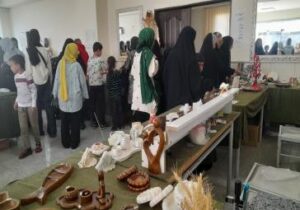 استقبال چشمگیر شهروندان از نمایشگاه دائمی صنایع دستی شهریار