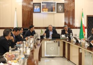 بازنگری در سیاستهای اقتصادی و تقویت پایه مالیاتی