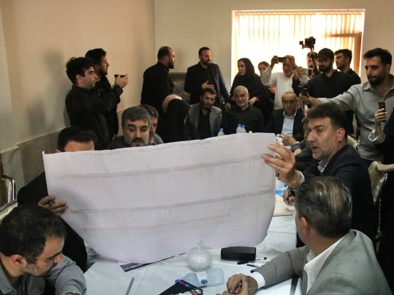 بازدید معاون وزیر نمایندگان مجلس از پروژه آسفالت‌ریزی آزادراه تبریز – زنجان