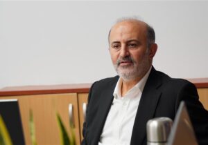 برای استقلال مرکز دادرسی مالیاتی خط و نشان کشیدم