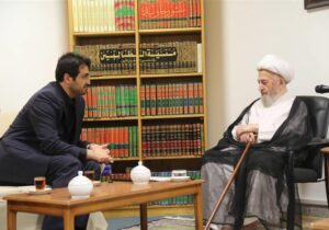 لزوم حمایت از رونق کسب‌وکارها و کاهش هزینه‌های مالیات‌ستانی