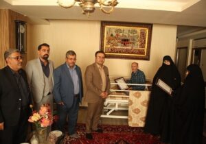 تجلیل شهردار منطقه ۷ تبریز از جانباز سرافراز جبرئیل مرادخانی و همسر فداکار وی به مناسبت روز پرستار